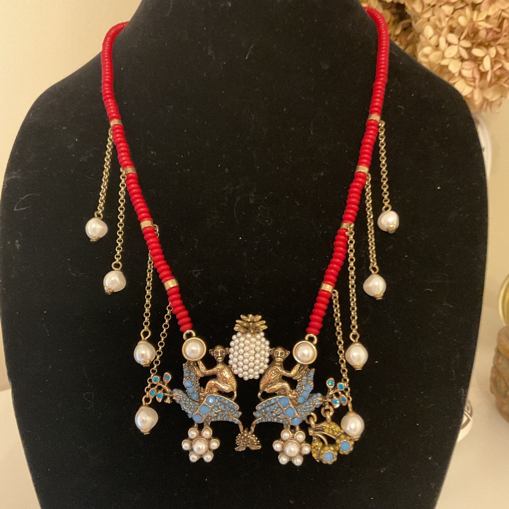 #45 Estate Gorgeous Goldtone Monkey Statement
Bead Necklace